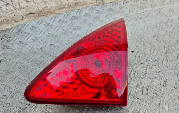 Peugeot 3008 I Tailgate rear/tail lights 9683460980
