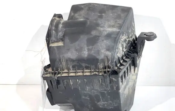 Jaguar F-Pace Air filter box GX739600DB