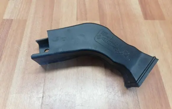 Renault Espace IV Air intake duct part 8200497449