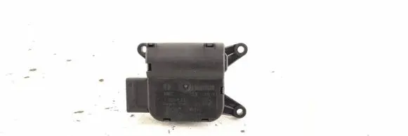 Audi A4 S4 B7 8E 8H Climate control unit 0132801305 663834ND
