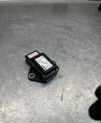 Mercedes-Benz E W210 ESP acceleration yaw rate sensor 0265005246 0016471 A0025426618