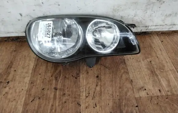 Toyota Corolla E110 Headlight/headlamp