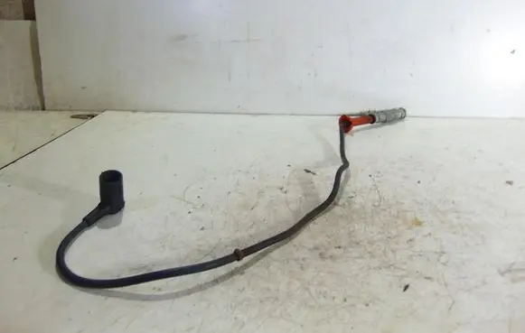 Mercedes-Benz E W124 Ignition plug leads 0001567310