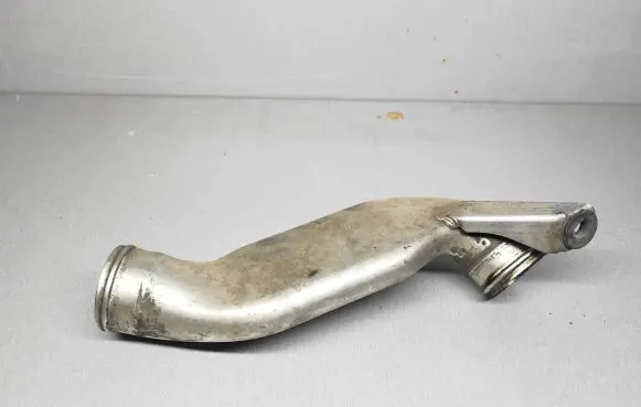 Audi TT Mk1 Intercooler hose/pipe 06A145894