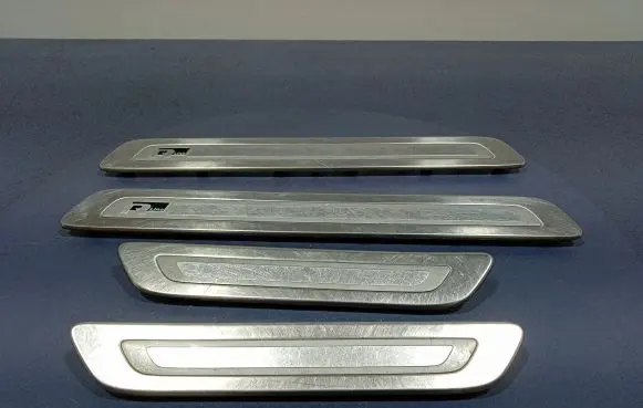Volkswagen Touareg II Foot area side trim 7P6853467R