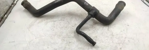 Audi A4 S4 B5 8D Engine coolant pipe/hose 