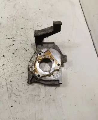 Peugeot 308 SW Engine mounting bracket 9654959880