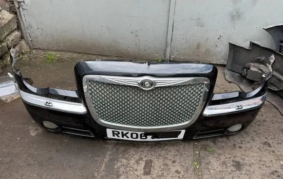 Chrysler 300 - 300C Front bumper