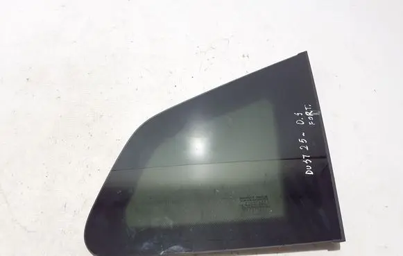 Dacia Duster Rear side window 833004993R