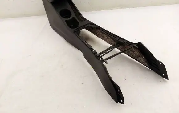 KIA Ceed Center console 846111H100 1404323
