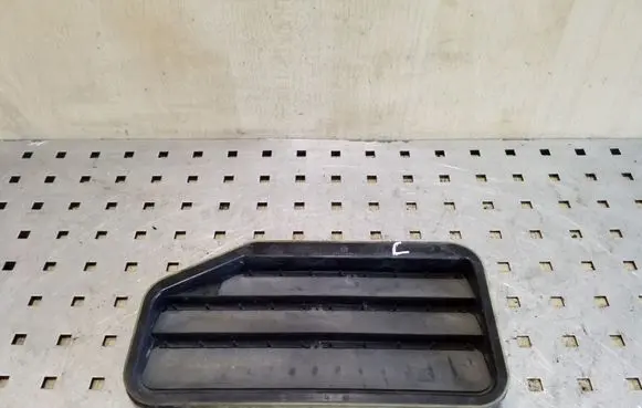 Ford Focus Quarter panel pressure vent BM51N280B63A