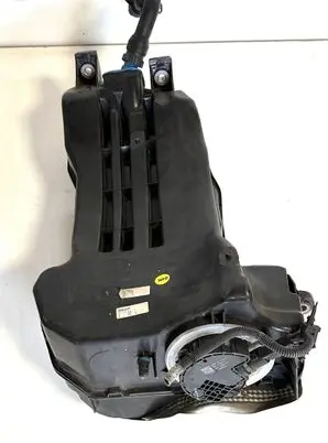 Audi Q7 4M AdBlue liquid reservoir 4M0131969N 4M0131878CF 4077005BH