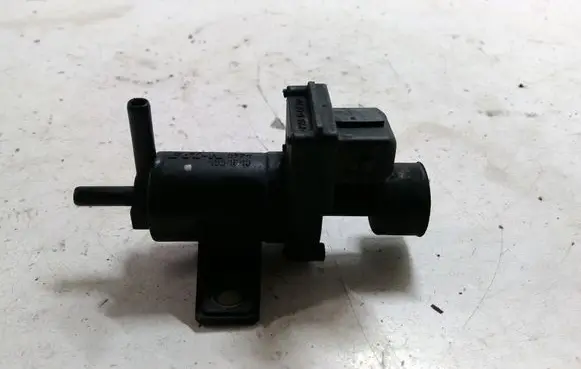 Citroen C8 Vacuum valve 