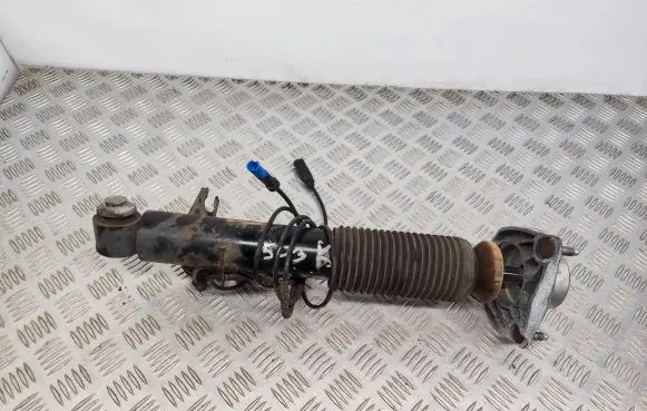 BMW X5 F15 Rear shock absorber/damper 6875089