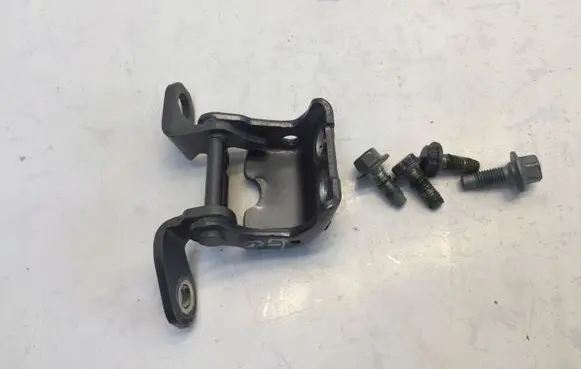 Honda Jazz IV GR Rear door upper hinge