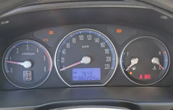 Hyundai Santa Fe Speedometer (instrument cluster) 940032B640 11000839400H