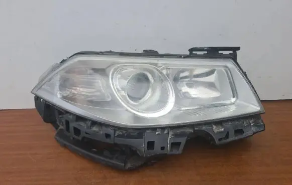 Renault Megane II Headlight/headlamp 7701063220 89312745