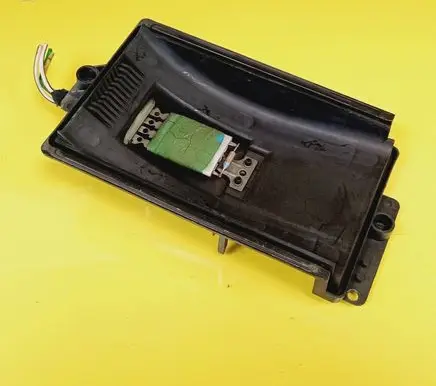 Volkswagen New Beetle Heater blower motor/fan resistor H35