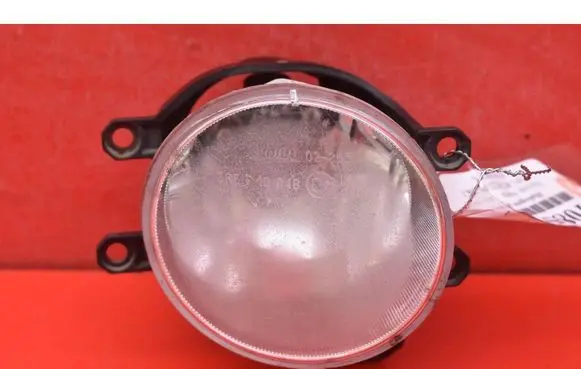 Toyota Auris E180 Front fog light 90008495