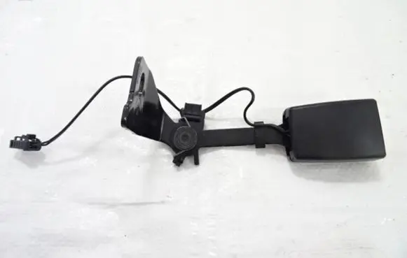 Peugeot 3008 II Seat belt trim 9807899380