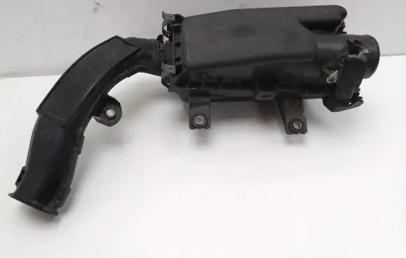 Toyota Yaris Air filter box 177510Y050 BS014140318