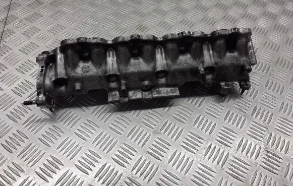 Toyota Avensis T250 Intake manifold