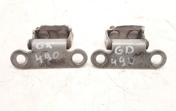 Toyota Corolla E120 E130 Tailgate/trunk/boot hinge