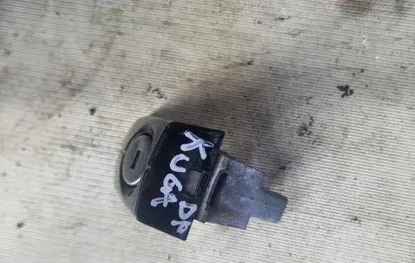 Ford Kuga I Loading door cover/cap