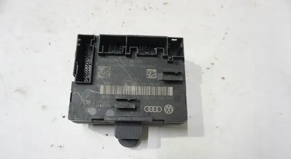 Skoda Superb B6 (3T) Door control unit/module 8X0959793F