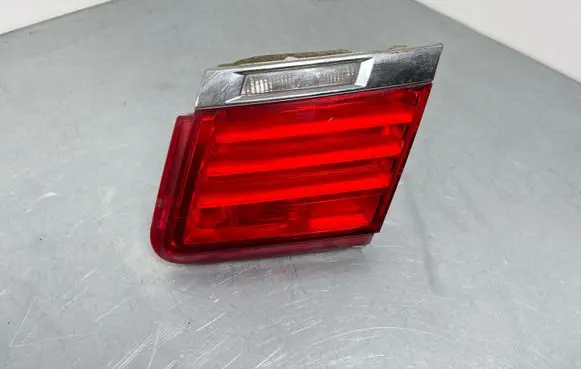 BMW 7 F01 F02 F03 F04 Tailgate rear/tail lights 7182206