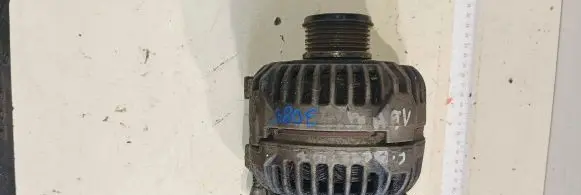 Citroen Berlingo Generator/alternator 9646321880 0124525035 BOSCH