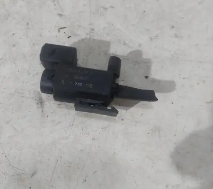 BMW 5 E60 E61 Turbo solenoid valve 1742712