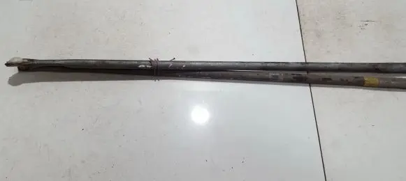Mazda 626 Front wiper linkage and motor