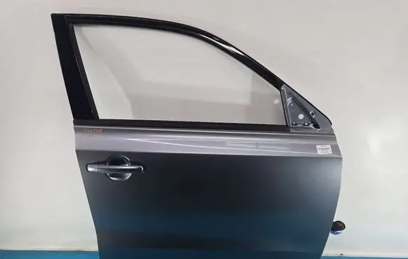 Suzuki Vitara (LY) Front door IMPRK1543973