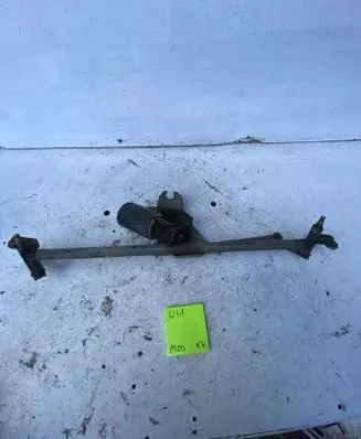 Volkswagen Golf III Wiper motor 0390241123 1H1955113B 058960923