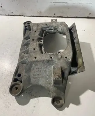 Audi A4 S4 B8 8K Gearbox mounting bracket 8K0399263T