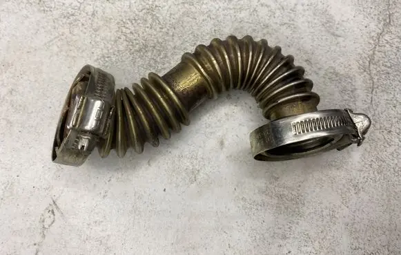 EGR valve line/pipe/hose
