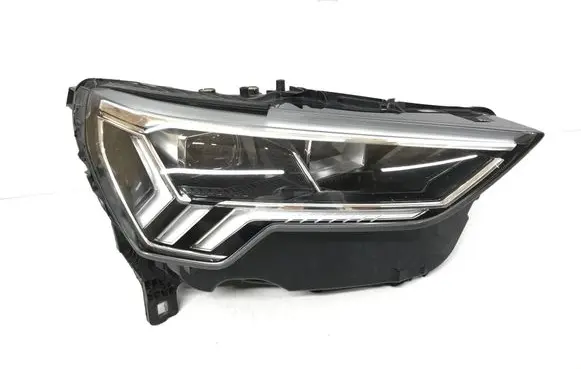 Audi RS Q3 Headlight/headlamp 83A941034 090025 11010660000