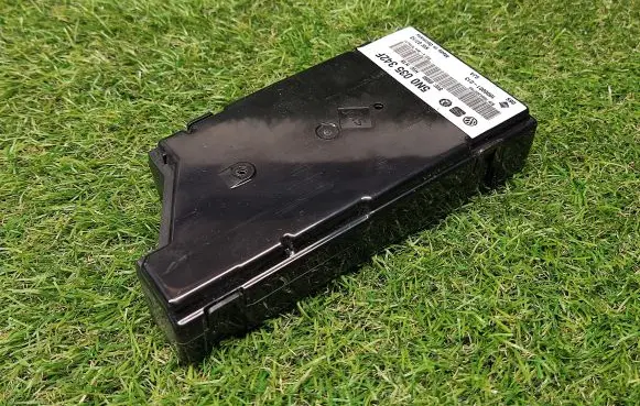 Volkswagen Jetta VI Head unit multimedia control 5N0035342F