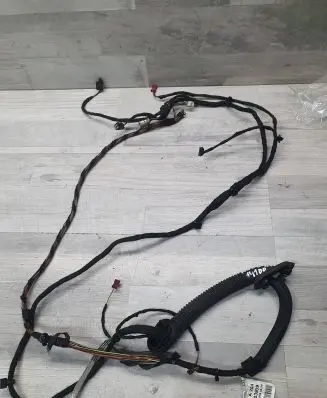 Mercedes-Benz C W204 Loading door wiring loom 4403909 120623 A204