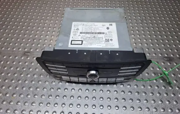 Mercedes-Benz CLA C117 X117 W117 Radio/CD/DVD/GPS head unit S27705266 A2469007818