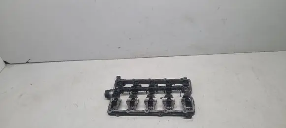 Volkswagen Touran I Camshaft holder 03G103308B
