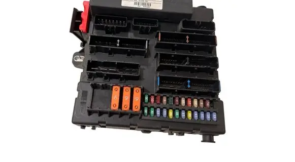 Opel Vectra C Fuse box set 13205781 03143028 519169007