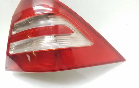 Mercedes-Benz C W203 Rear/tail lights ULO3311