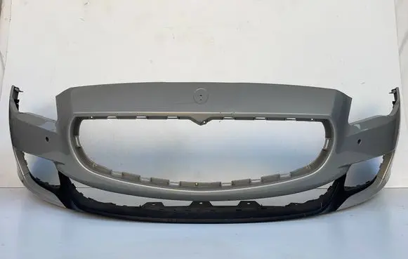 Maserati Quattroporte Front bumper 670005221