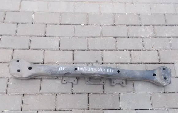 Mazda MX-30 Gearbox mounting bracket 