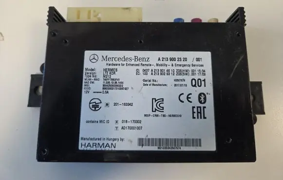 Mercedes-Benz E AMG W213 Horn buzzer relay A2139002320 A2139014610