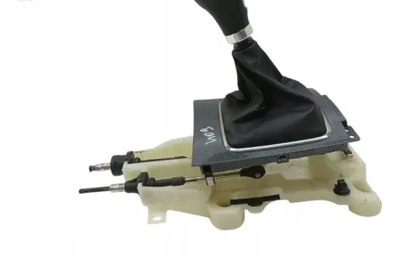 Mitsubishi Lancer VIII Gear shifter/selector