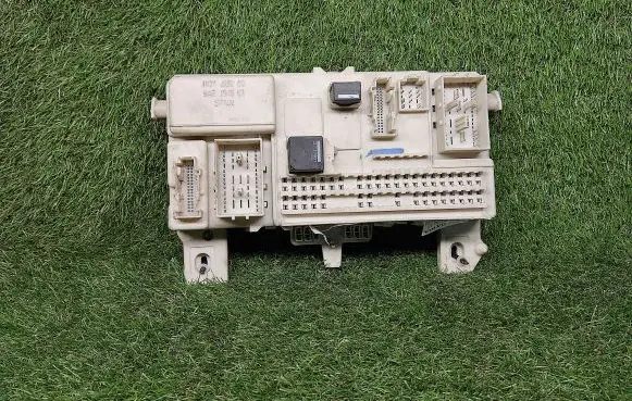 Volvo C30 Power management control unit 31254903 31268178