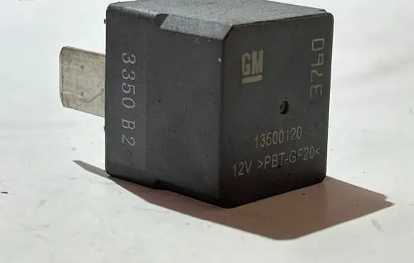 Opel Insignia A Other relay 13500120